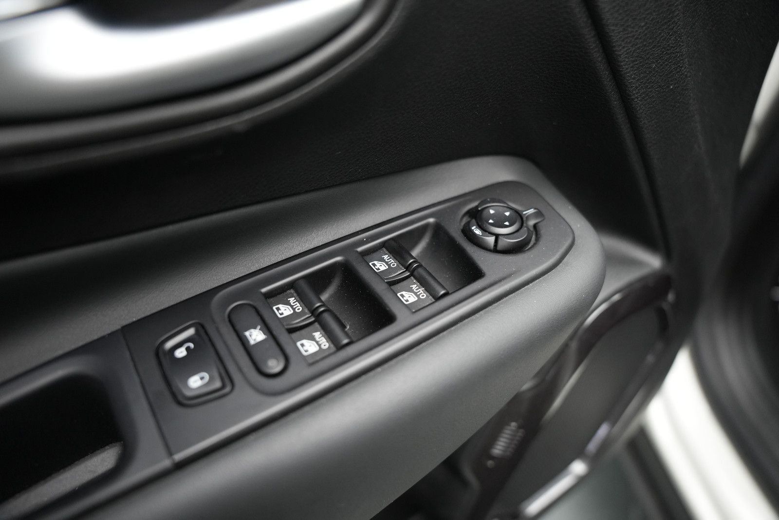Fahrzeugabbildung Jeep Renegade S Plug-In-Hybrid 4xe *Panorama*Navi*SHZ