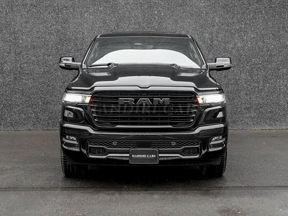 Dodge 2026 RAM Sport Night € 57000 +PANORAMIC SUNROOF imagem 2