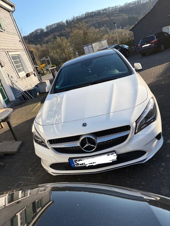 Image of Mercedes-Benz CLA 200 Shooting Brake