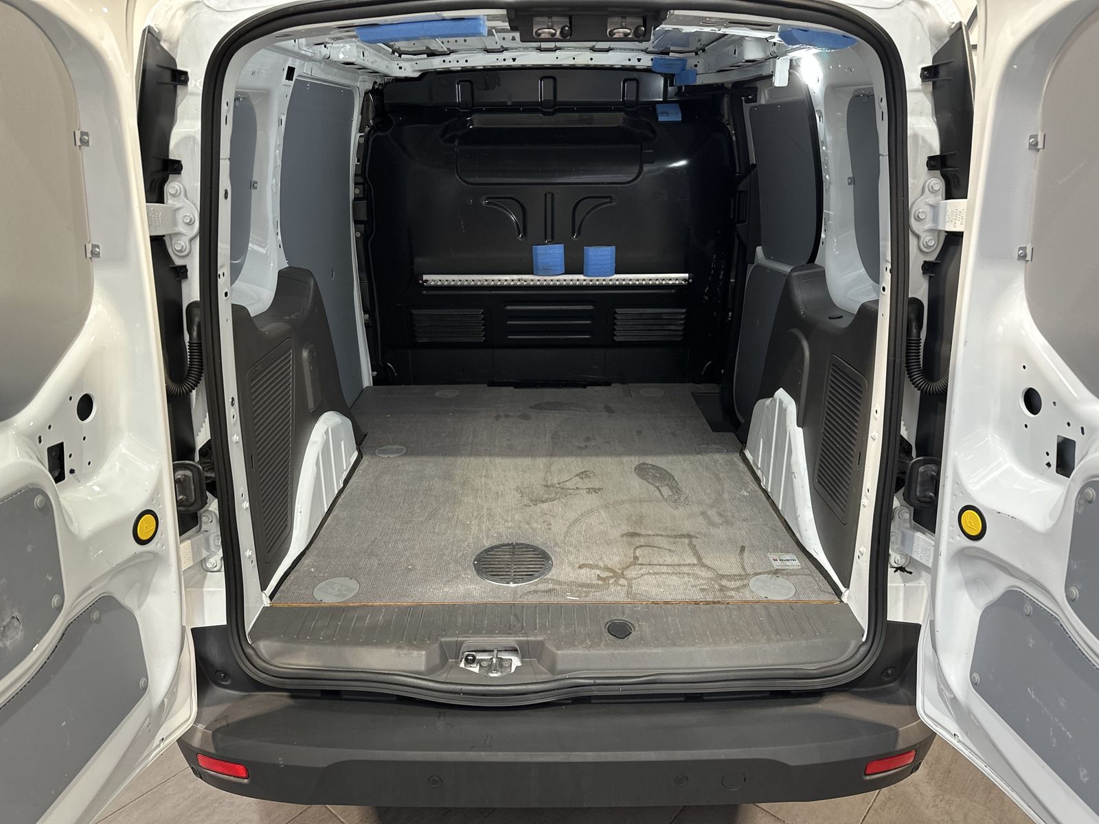 Fahrzeugabbildung Ford Transit Connect Kasten 220 L1 S&S KLIMA+BLUETOOT