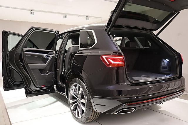 Touareg R-Line 3.0 TDI 4Motion LEDER NAVI STANDH