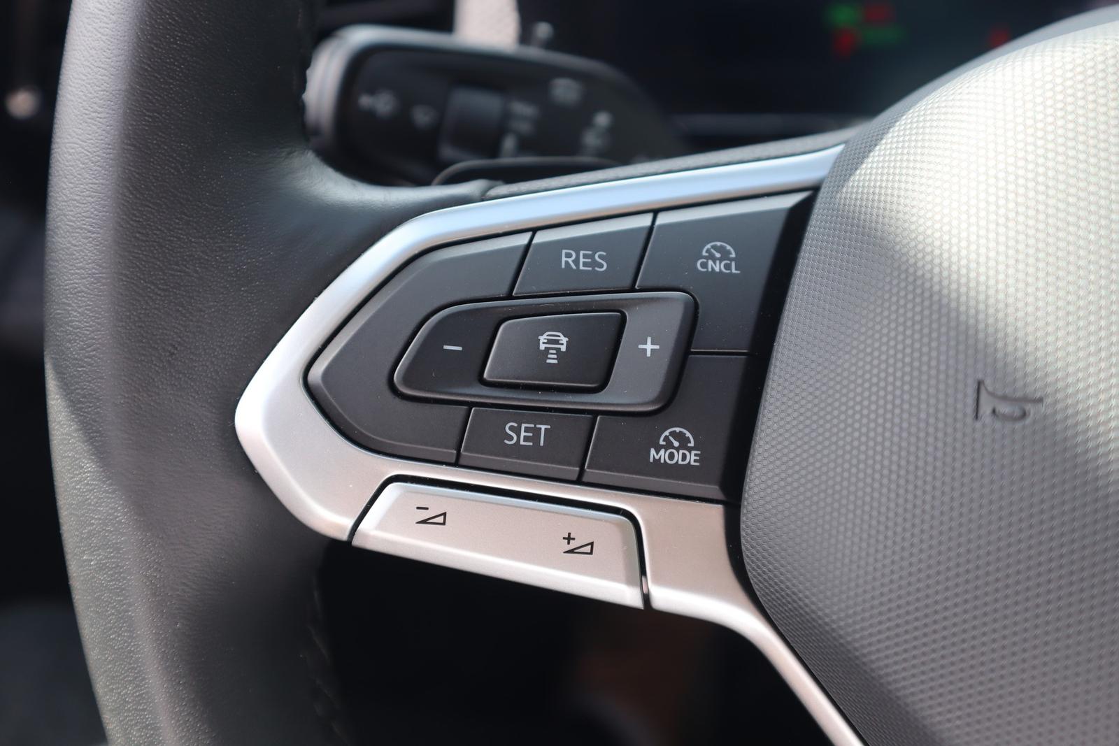 Volkswagen Passat 1.5 eTSI DSG LED ACC Sitzheizung, миниатюра 14