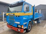 Scania R 112 330 4x2 stake body - full spring - Scania 112