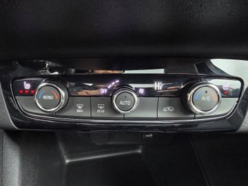 Bild 14 Opel Corsa 1.5 PANO/SHZ+LHZ/PDC v+h+CAM/KLIMA-AUTO