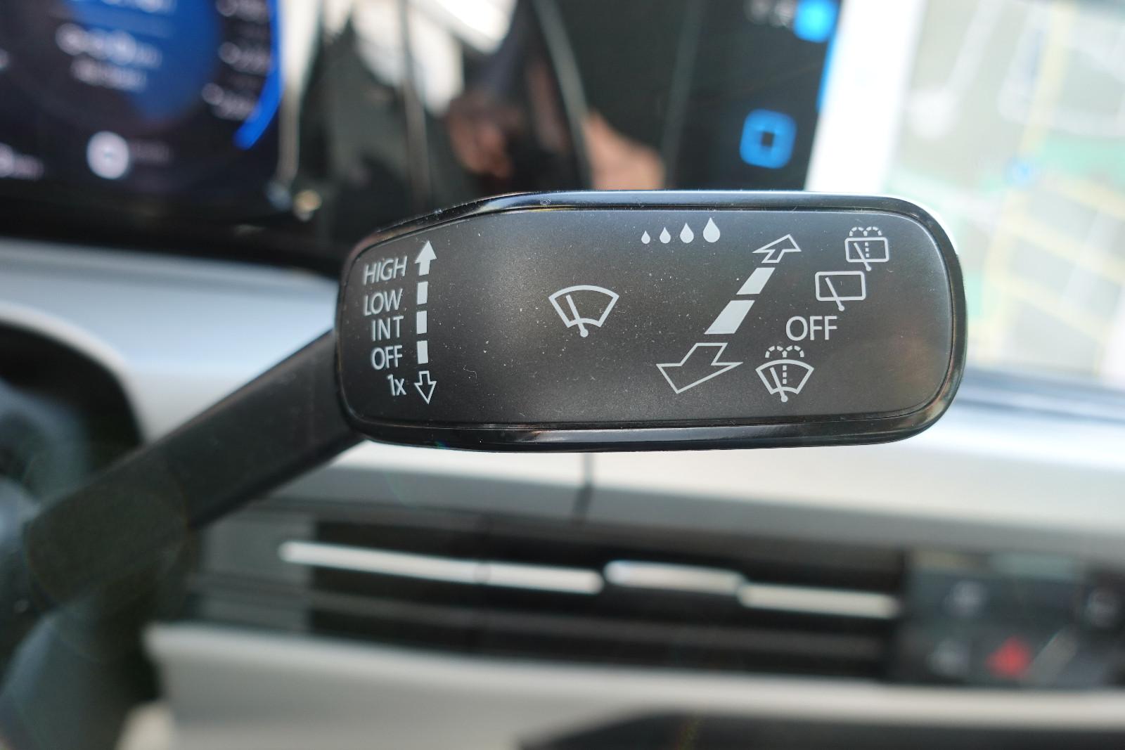 Volkswagen Golf 2.0 TDI SCR DSG Life Variant IQ DRIVE, миниатюра 30