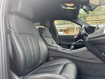 BMW X6 xDrive30d M Sportpaket Head-Up HiFi DAB LED