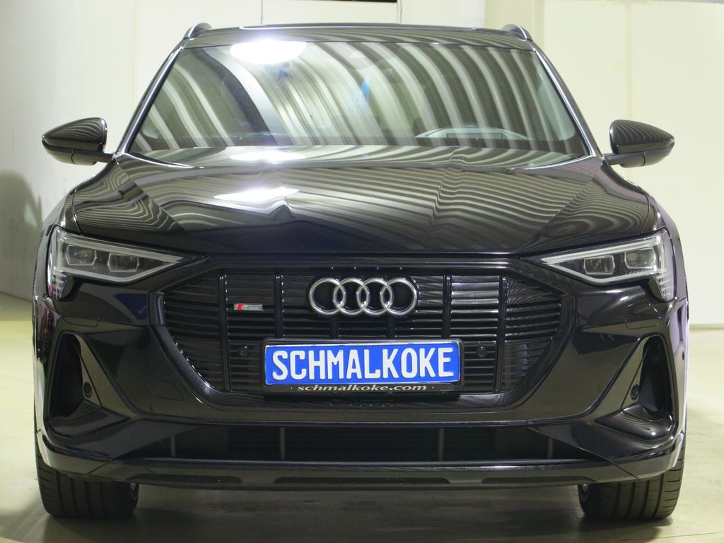 Image of Audi e-tron
