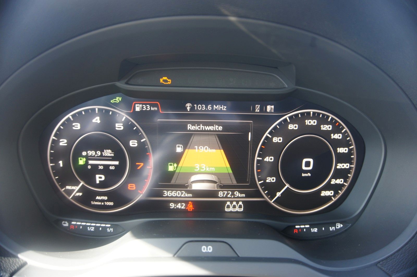 Fahrzeugabbildung Audi A3 Sportback 40 e-tron NAVI LED SHZ