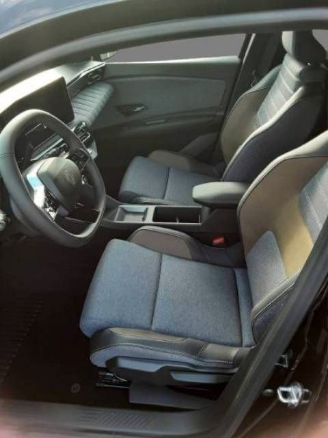 Fahrzeugabbildung Renault 5 E-Tech 100% elektr.