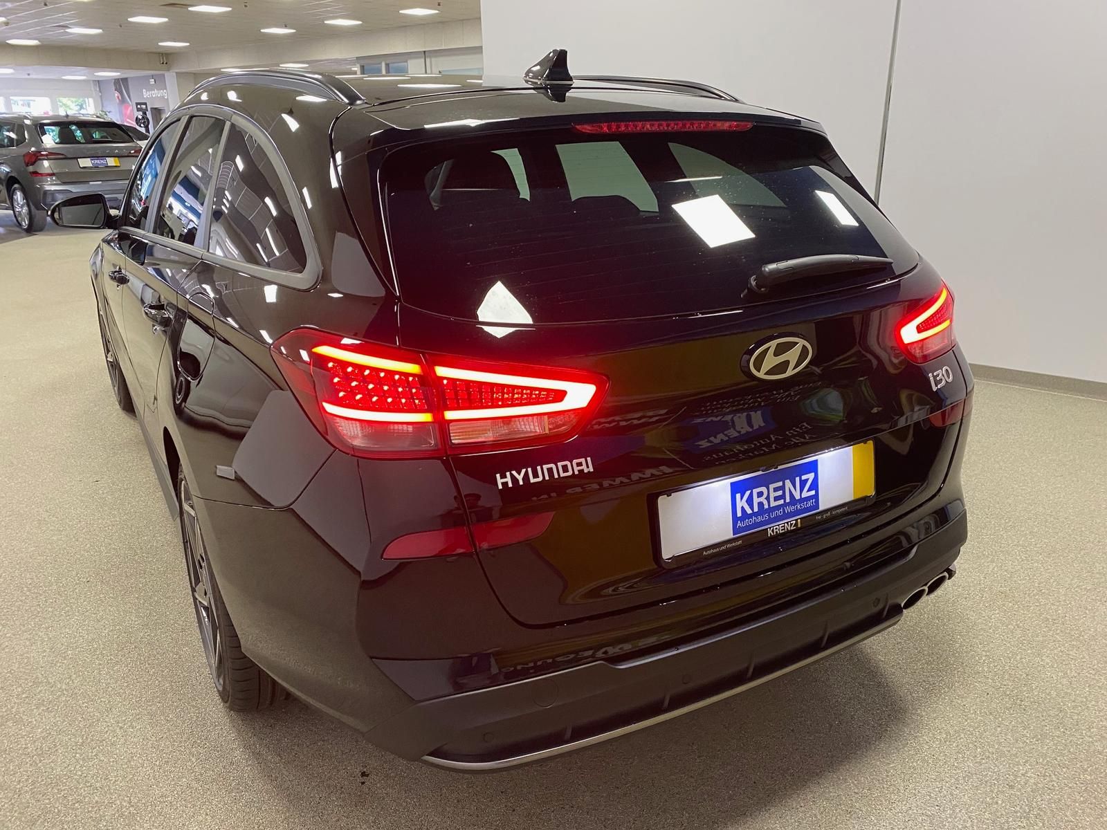 Fahrzeugabbildung Hyundai i30 N-Line APP+KLIMA+RFK+PDC+NAVI+SITZHEIZ+Andro