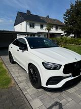 Mercedes-Benz GLE 400 /AMG/Sterne Garantie/Panorama/Burmester