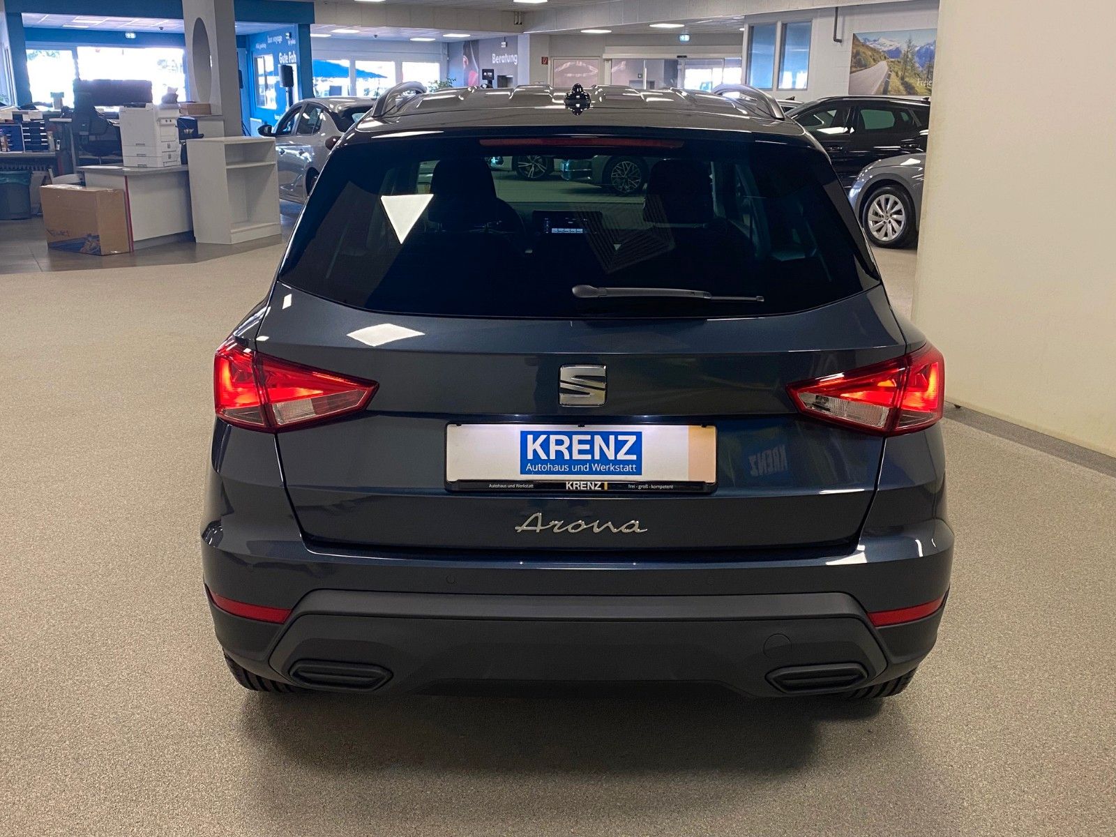 Fahrzeugabbildung SEAT Arona 1.0 TSI DSG STYLE+5 JAHRE GARANTIE+AHK+LED