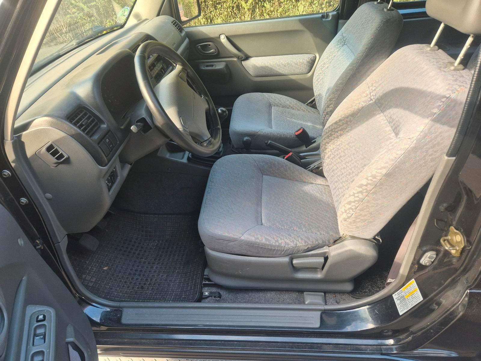 Suzuki Jimny 2004 — photo 8