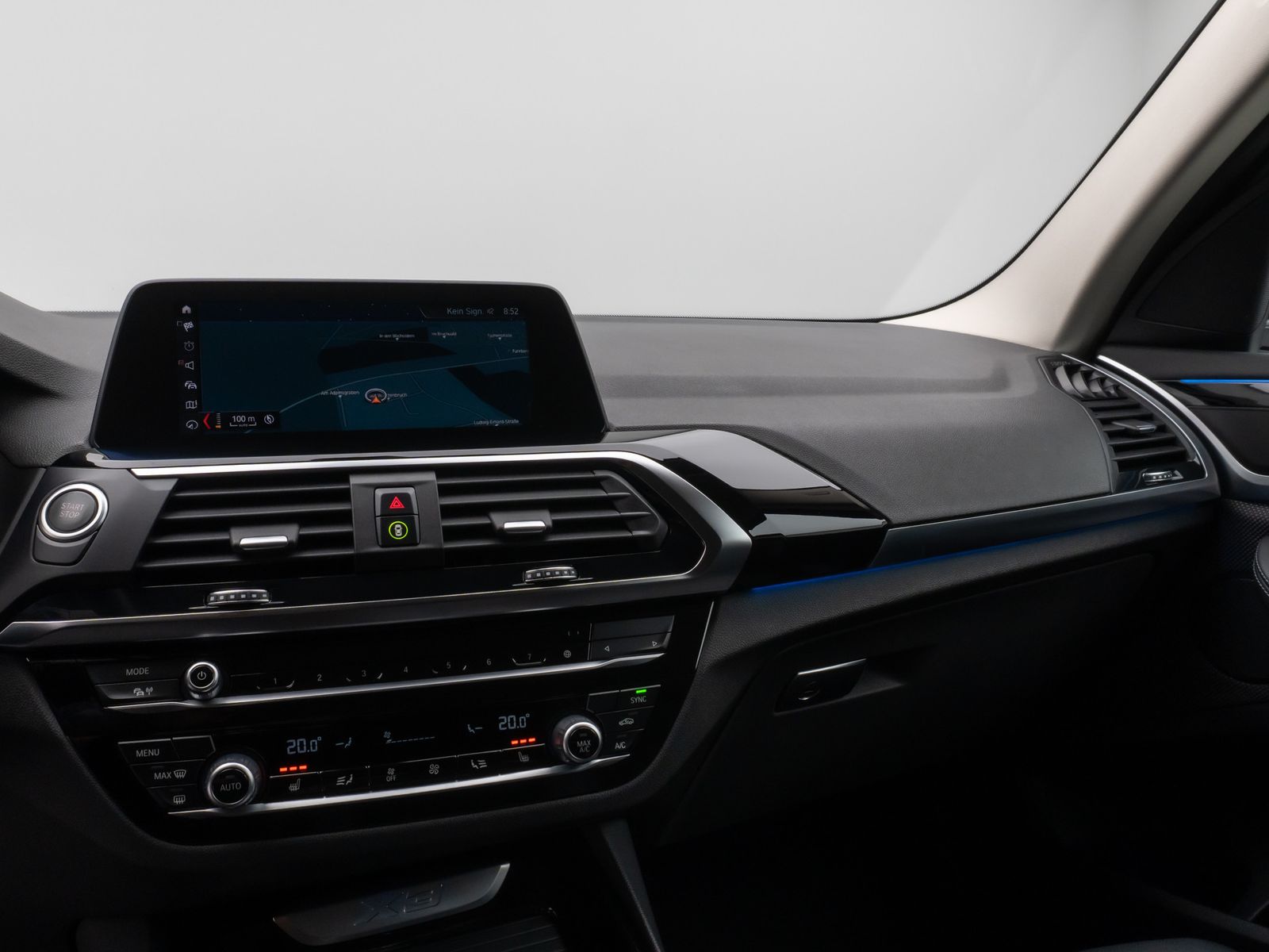 Fahrzeugabbildung BMW X3 xD30e xLine Kamera DAB HiFi Komfort Sport LED