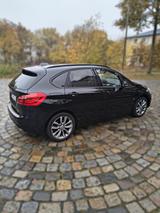 BMW 220 Active Tourer 220i  SPORT,Automatik,LED - BMW 220 Active Tourer von privat