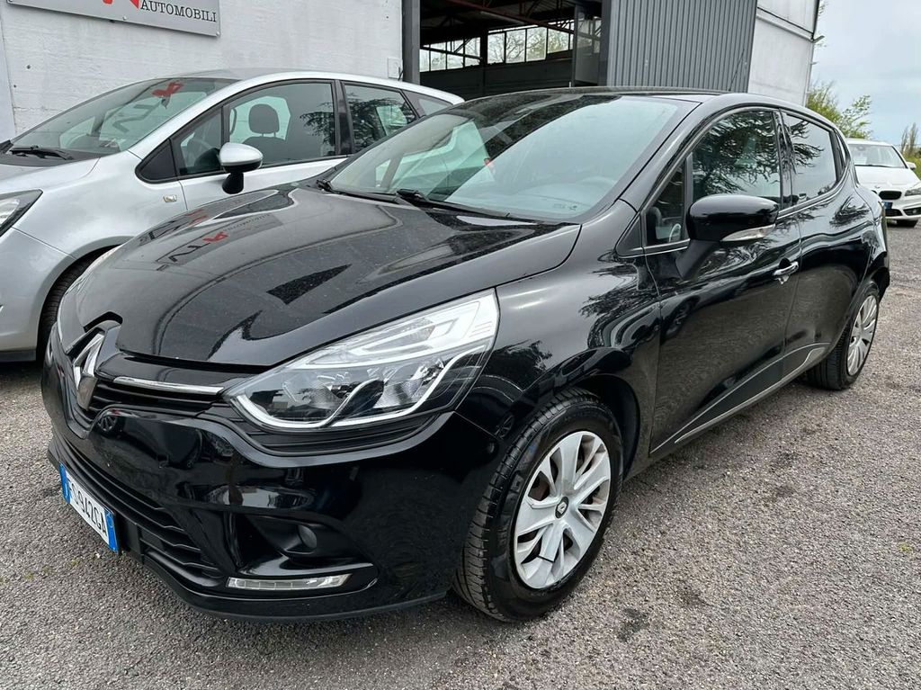 Image of Renault Clio