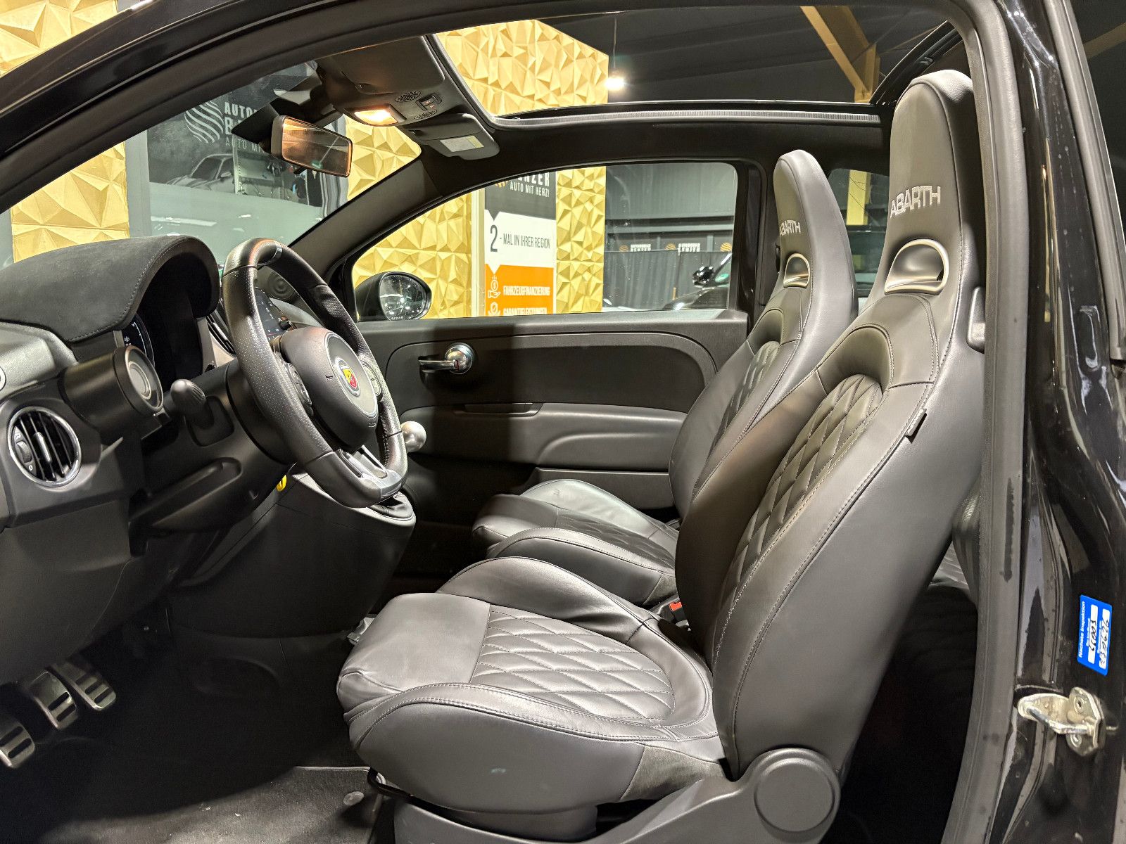 Fahrzeugabbildung Fiat ABARTH/595C/TURISMO/NAVI/APPLE-CAR/LED/PDC