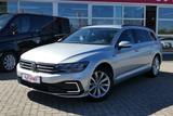 Volkswagen Passat Variant GTE LED Navi ACC Standheizung AHK - Volkswagen Passat Variant mit Hybrid-Antrieb: Grau