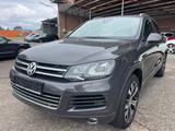 Volkswagen Touareg V8 TDI Exclusive/MEMORY/LUFT/NAVI/XENON - VW Touareg Gebrauchtwagen in Freiburg