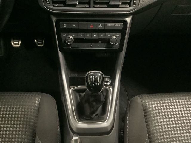 T-Cross ACTIVE TSI  LED, ACC, Navi, SHZ, AppConn