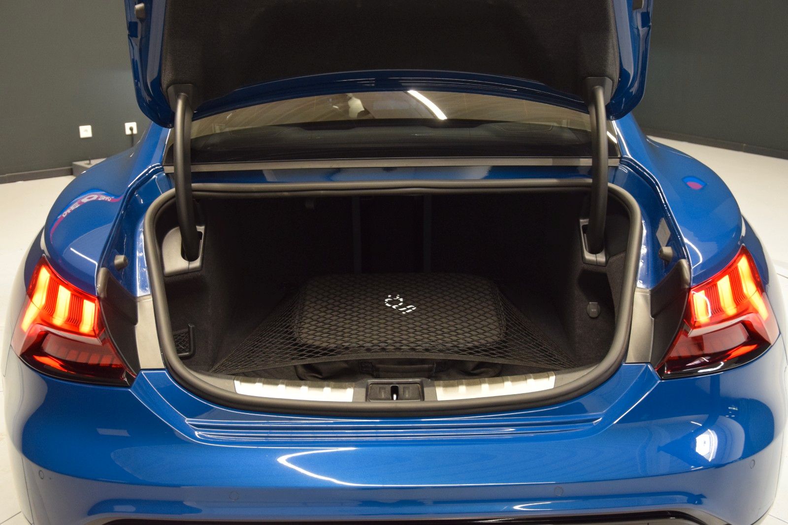 Fahrzeugabbildung Audi e-tron GT quattro Leder Panorama ACC HeadUp B&O