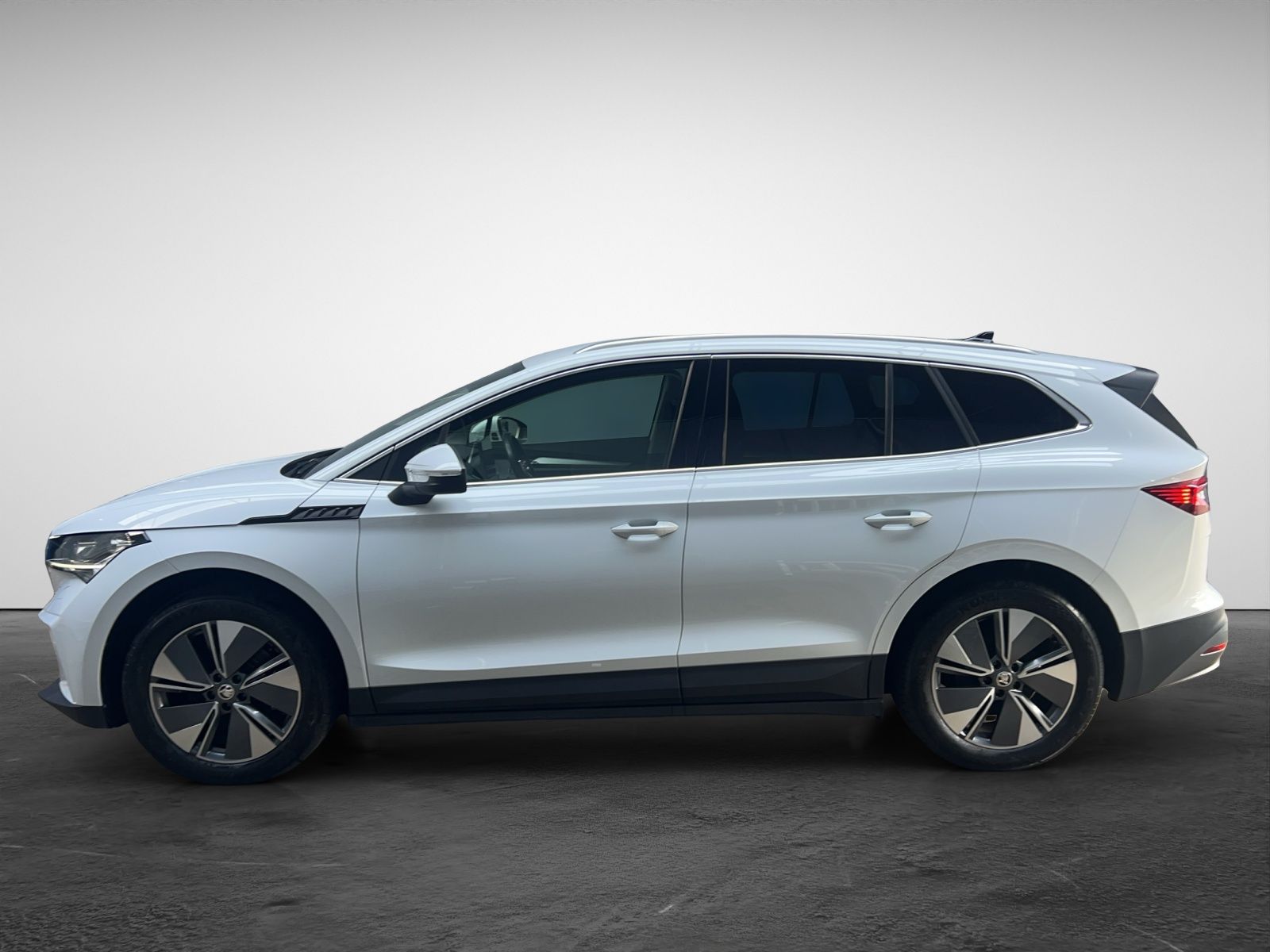 Skoda Enyaq iV 80 Loft  AHK Navi LED Leder Kamera PDC  imagem 3