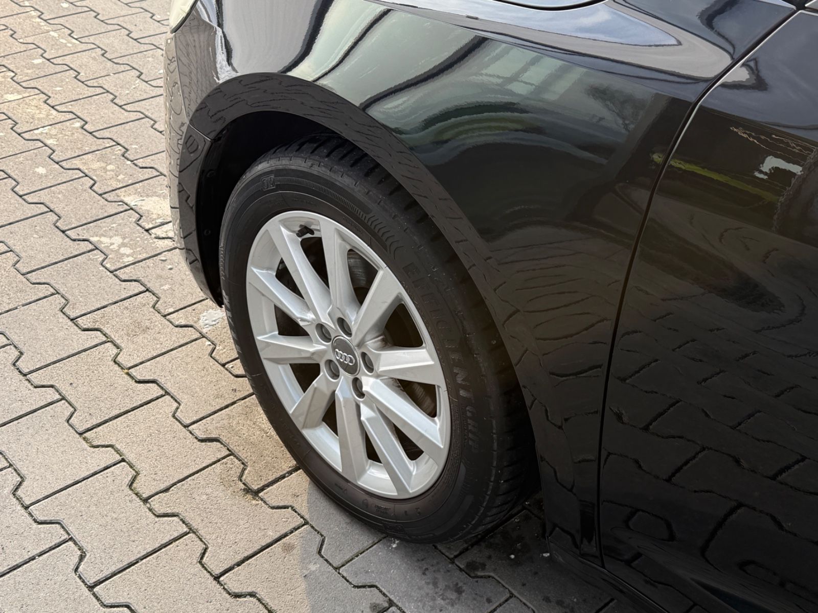 A1 Sportback 30 TFSI advanced Virtual Matrix