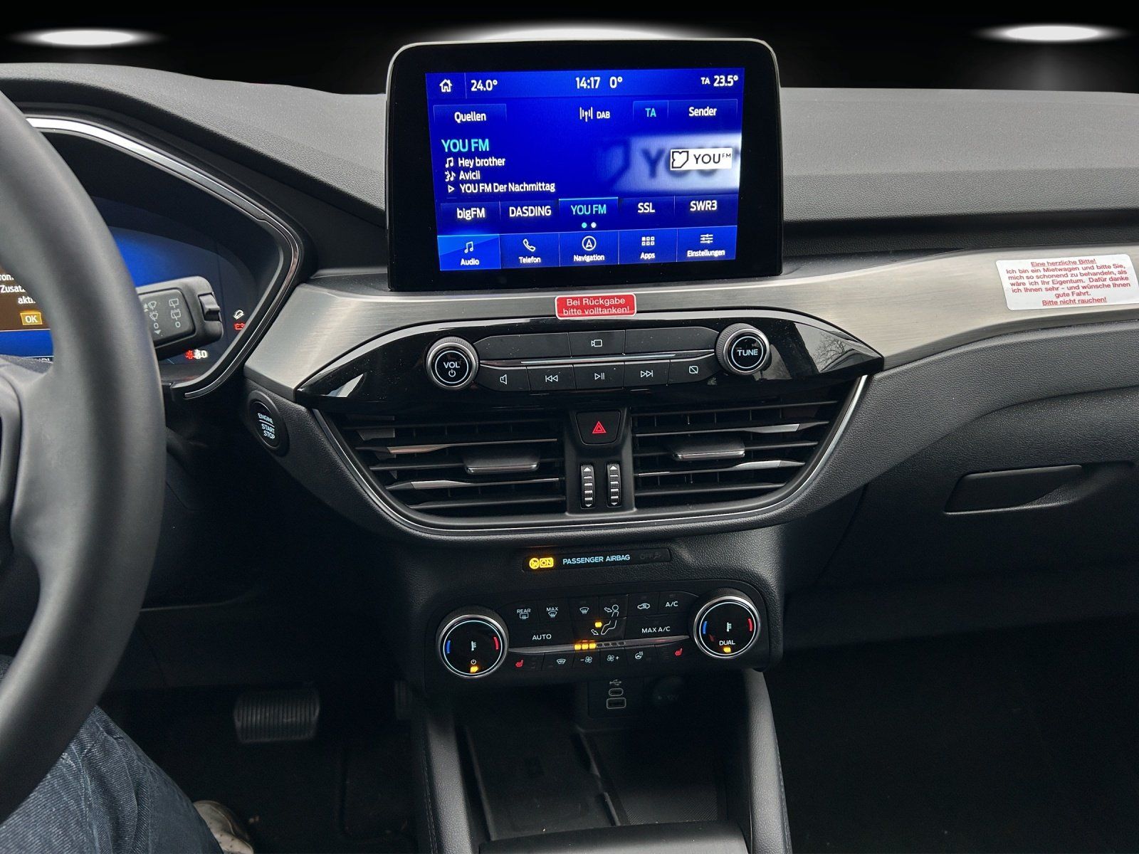 Fahrzeugabbildung Ford Kuga Titanium FHEV GJR Winter Pa NAVI PDC Kamera