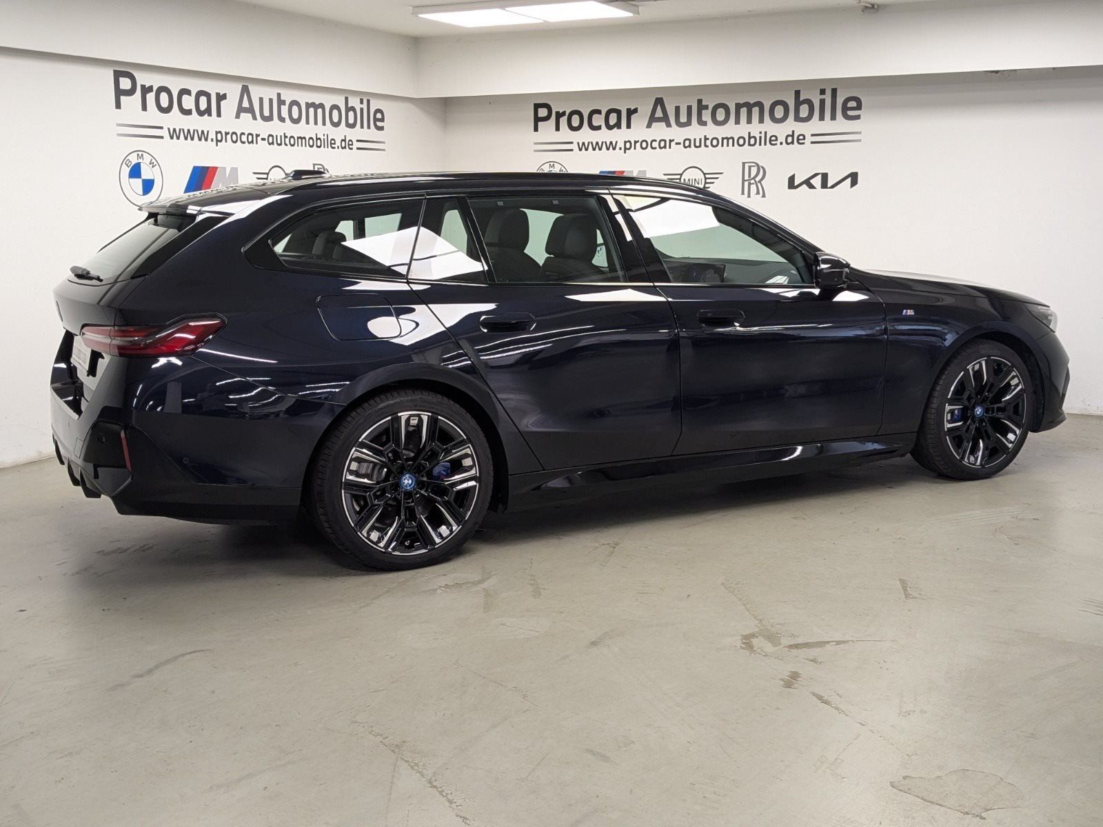 BMW i5 M60 xDrive M Sport Pro Pano AHK DA Prof PA Pr foto 4