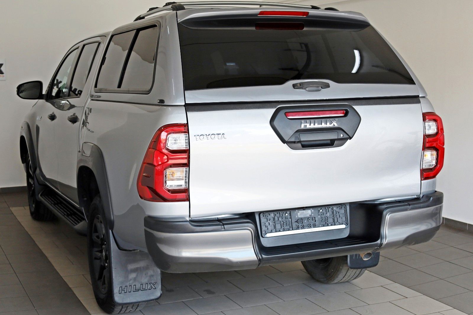 Fahrzeugabbildung Toyota Hilux DoKa Invincible,Leder,ACC,HardTop,AHK