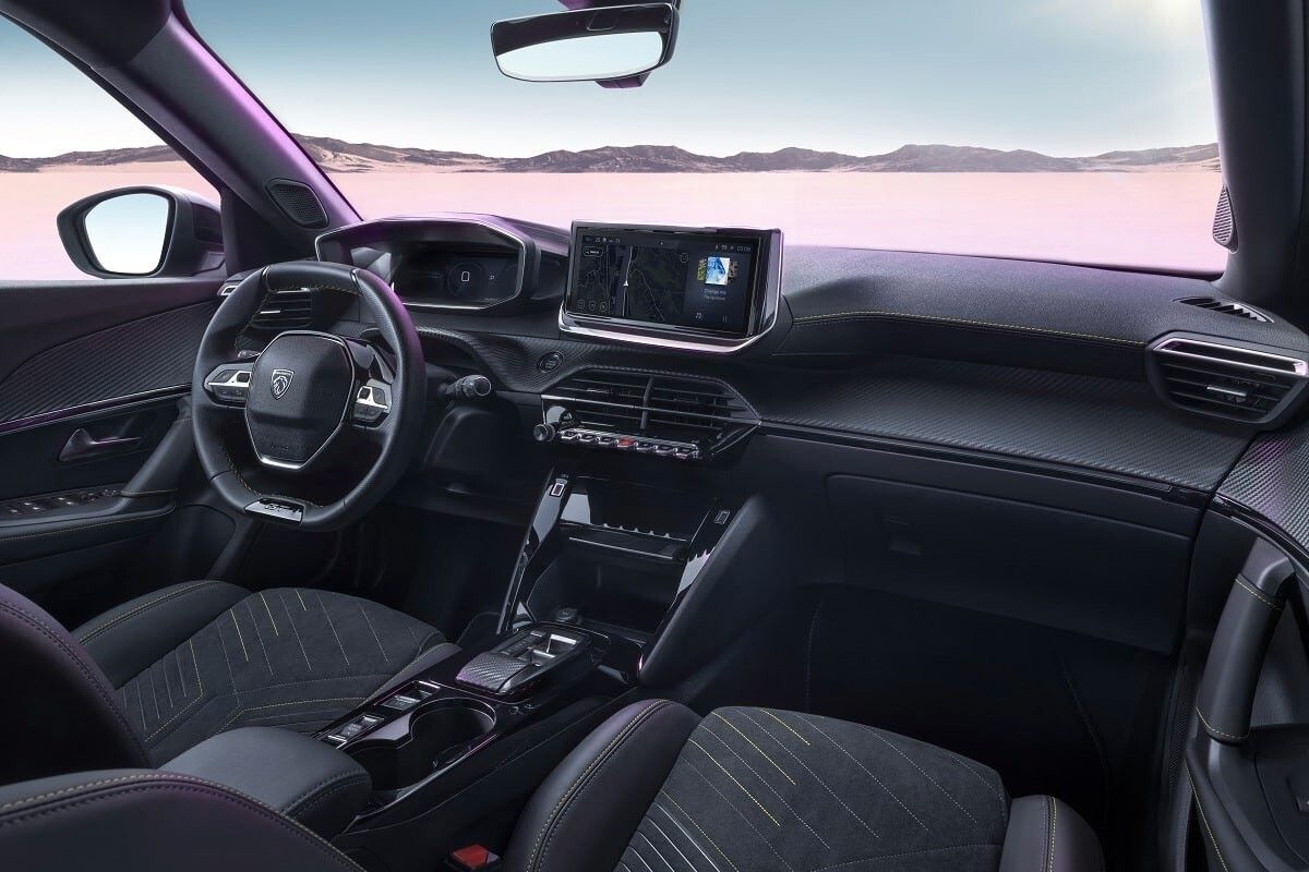 Peugeot 2008 Hybrid 145 e-DCS6 Allure imagem 3