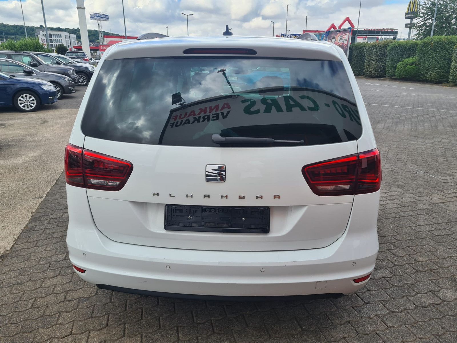 Fahrzeugabbildung SEAT Alhambra Style / NAVI / KAMERA / MWST