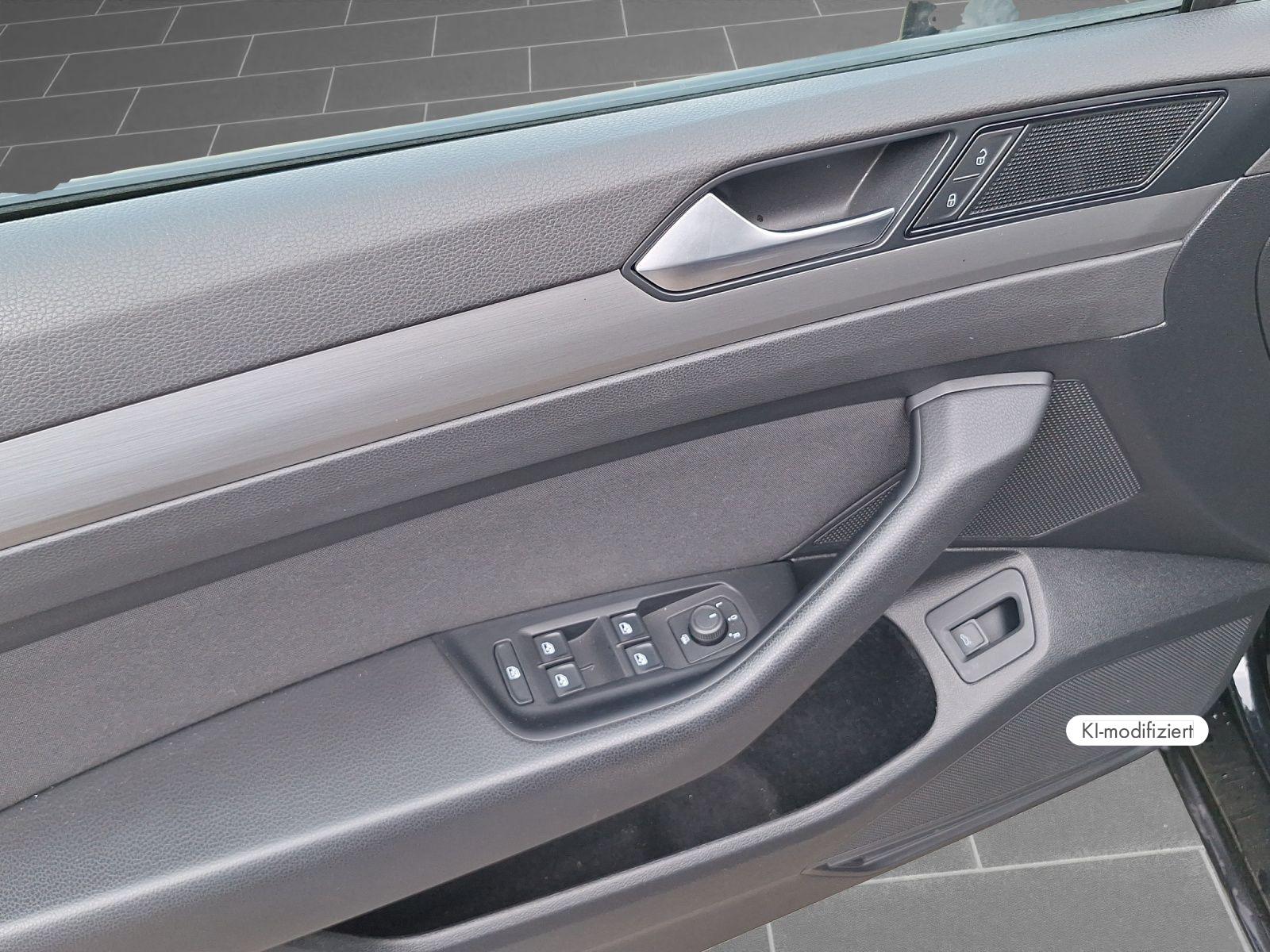Volkswagen Passat Variant CONCEPTLINE 1.5 TSI DSG LED NAVI 