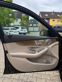 صورة 10 لـ 2015 Mercedes-BENZ C 220