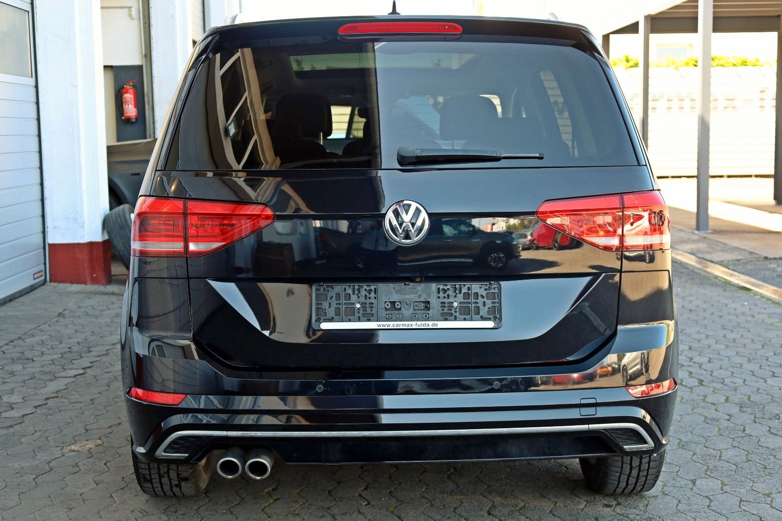 Fahrzeugabbildung Volkswagen Touran R Line Alcantara,Navi,LED,Panorama,Kamera