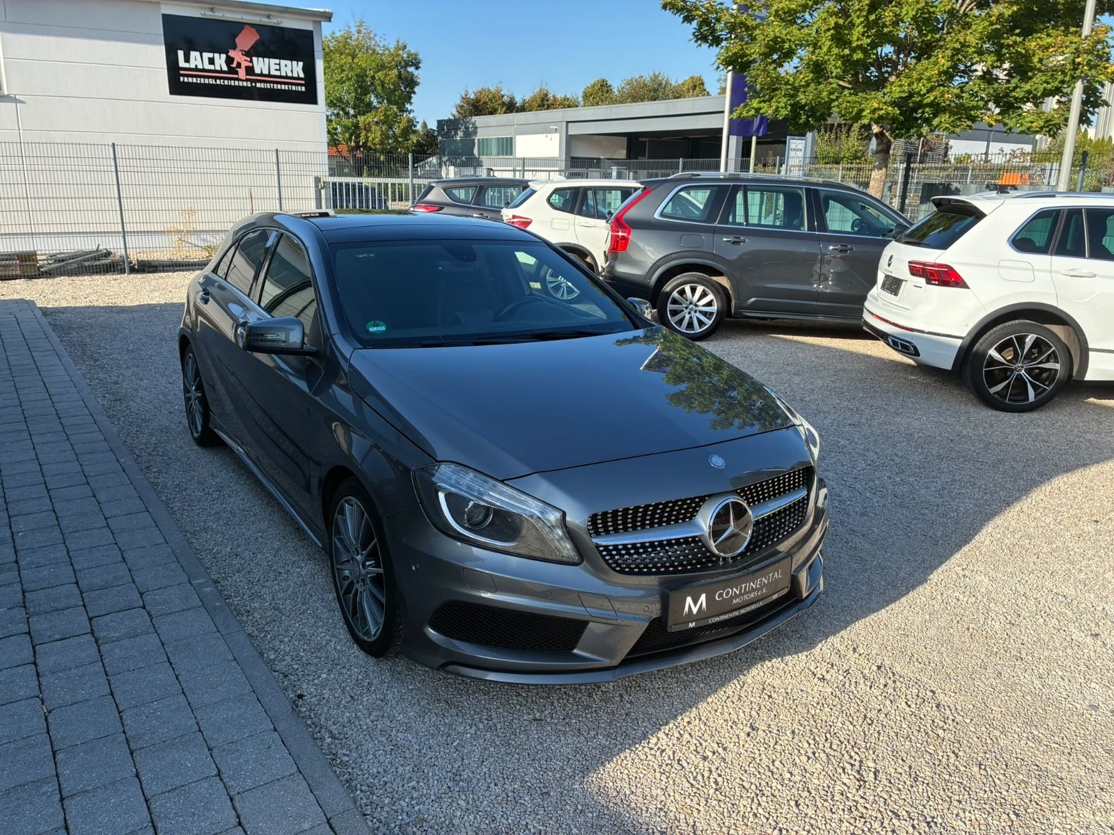 MERCEDES-BENZ A 200 A 200 AMG Line*Panorama*Carbon Interieur*, Ansicht 4