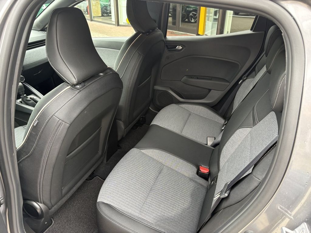 RENAULT Clio - Bild 10