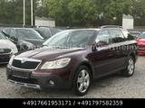 Skoda Octavia 2.0 TDI Combi Scout/4X4/KLIMAUTO/SHZ/ - Skoda Octavia aus 2009: Scout