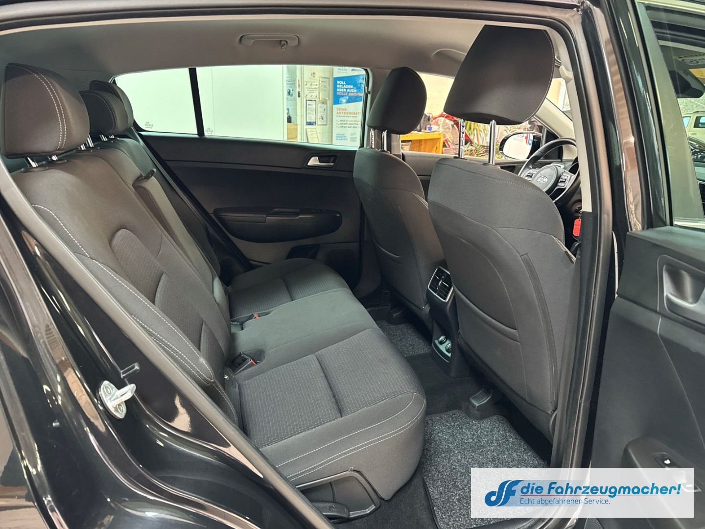 Fahrzeugabbildung Kia Sportage Vision 2WD Navi Fernlichtass. Verkehrsz