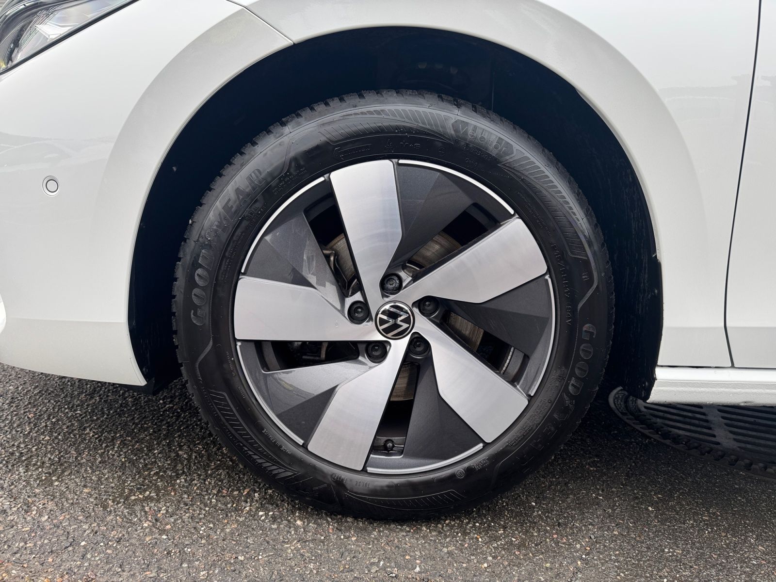 Volkswagen Passat Variant - Bild 5