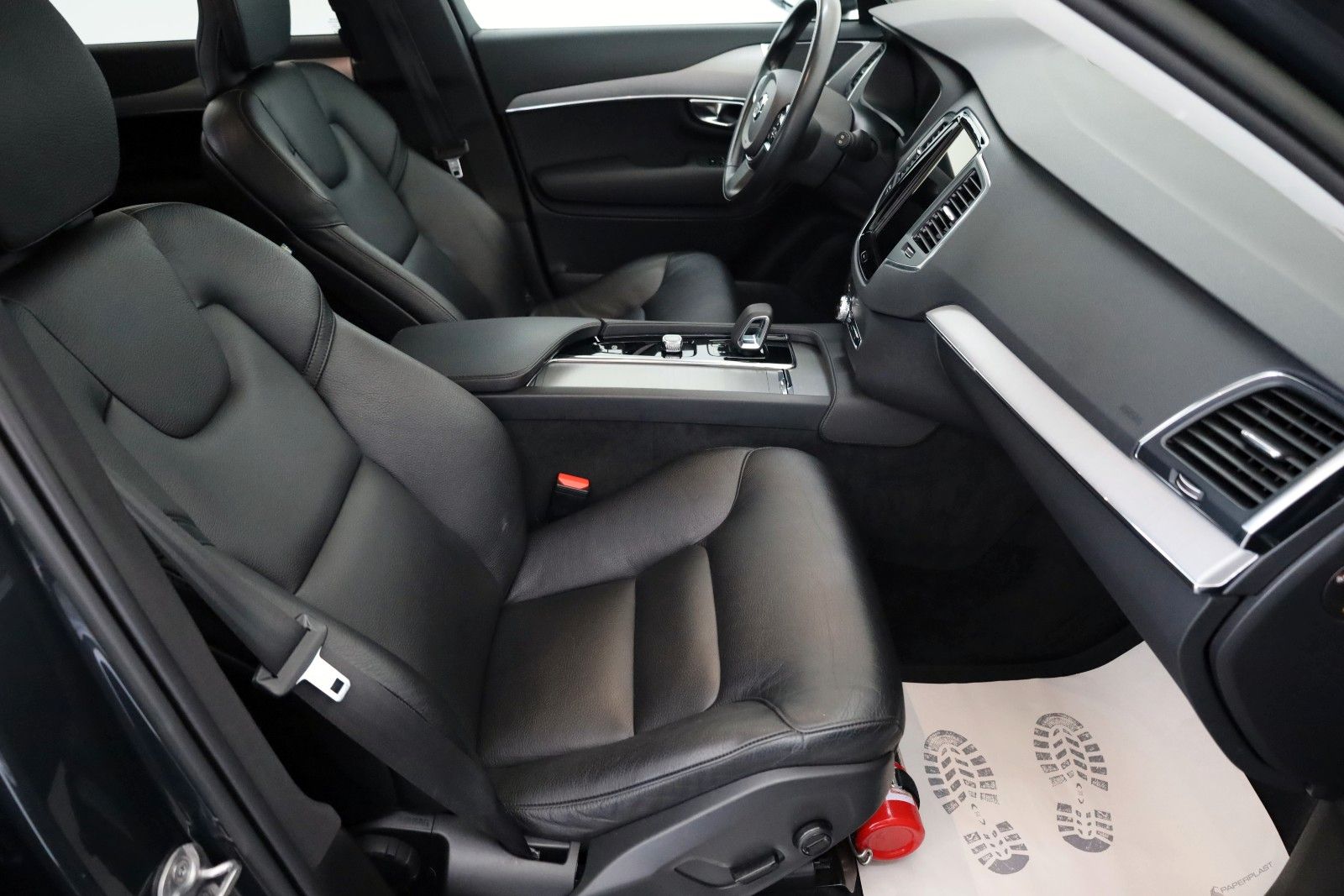 Fahrzeugabbildung Volvo XC90 Momentum Pro AWD,Leder,Navi,SH,7Sitzer,ACC