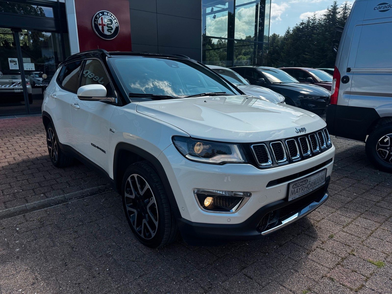 Fahrzeugabbildung Jeep Compass 1.4 Limited NAVI BEATS KAMERA ACC