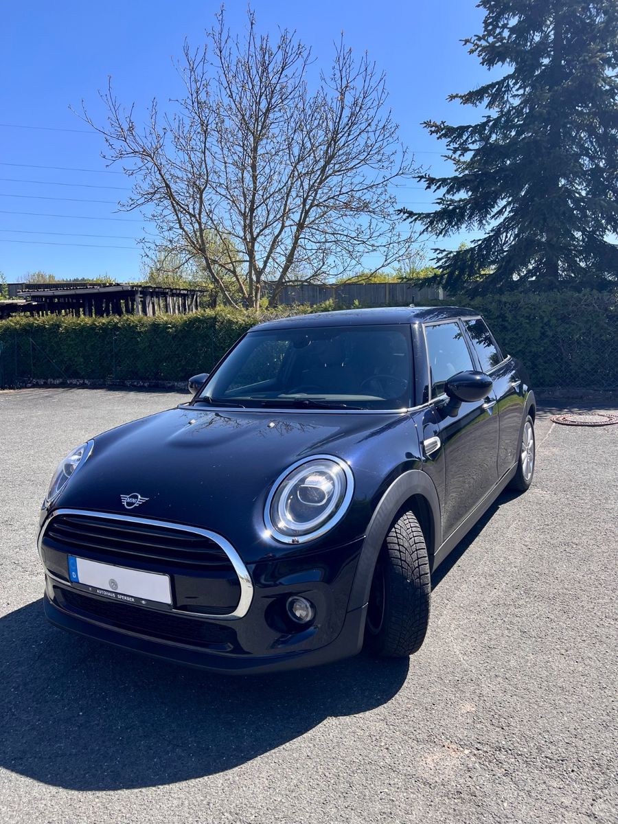 MINI Cooper 5-Türer Automatik, Navi, LED, Sitzhzg uvm