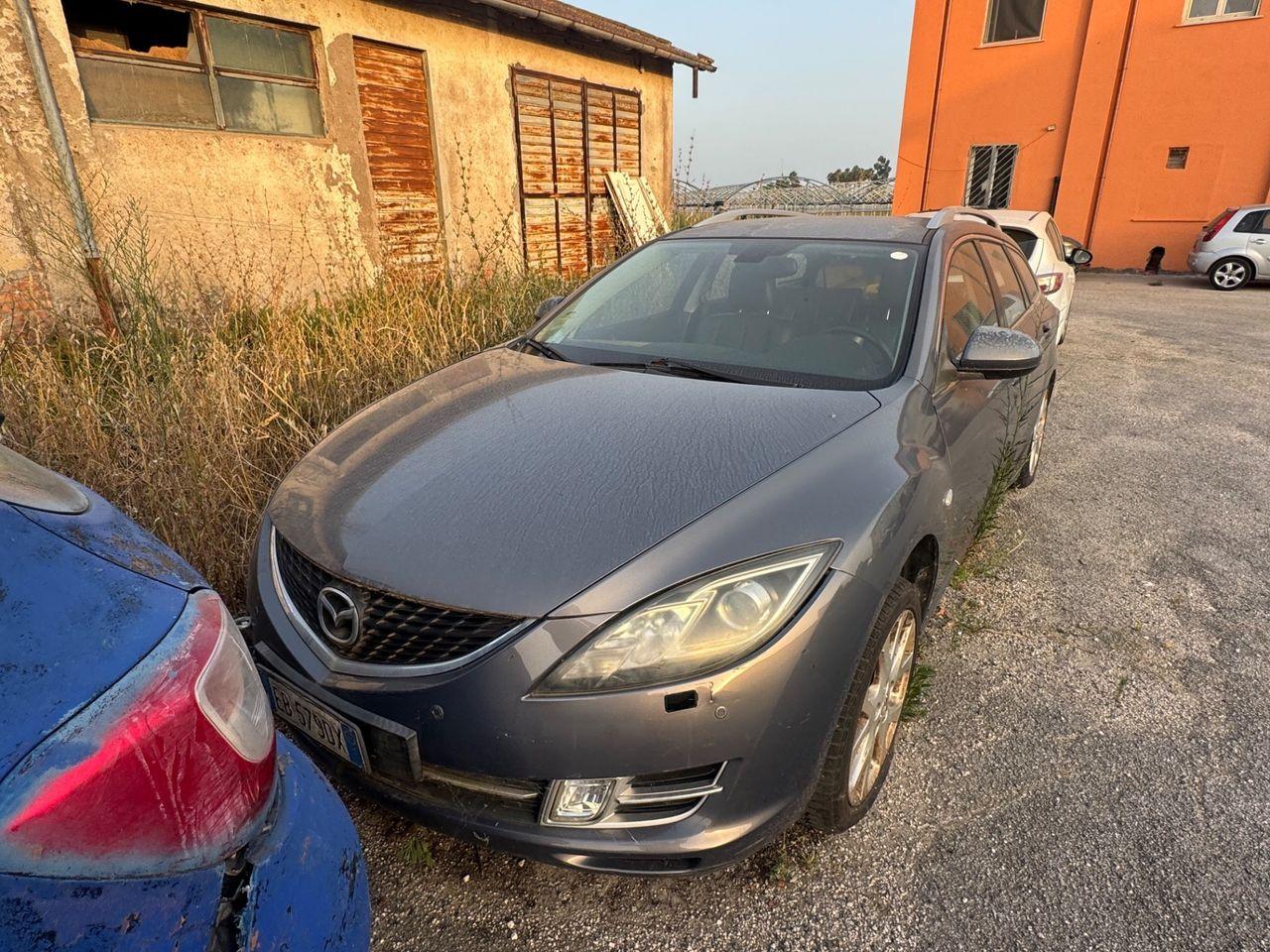 Mazda  2012 — вигляд ззаду