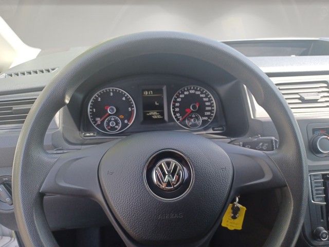 Fahrzeugabbildung Volkswagen Caddy Kasten 2.0TDI TEMPOMAT+AHK+KLIMA+BT+++