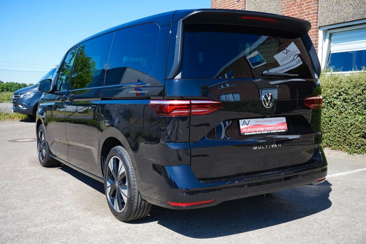 Fahrzeugabbildung Volkswagen T7 Multivan 2.0 TDI Lang*Head Up*Ahk*Matrix