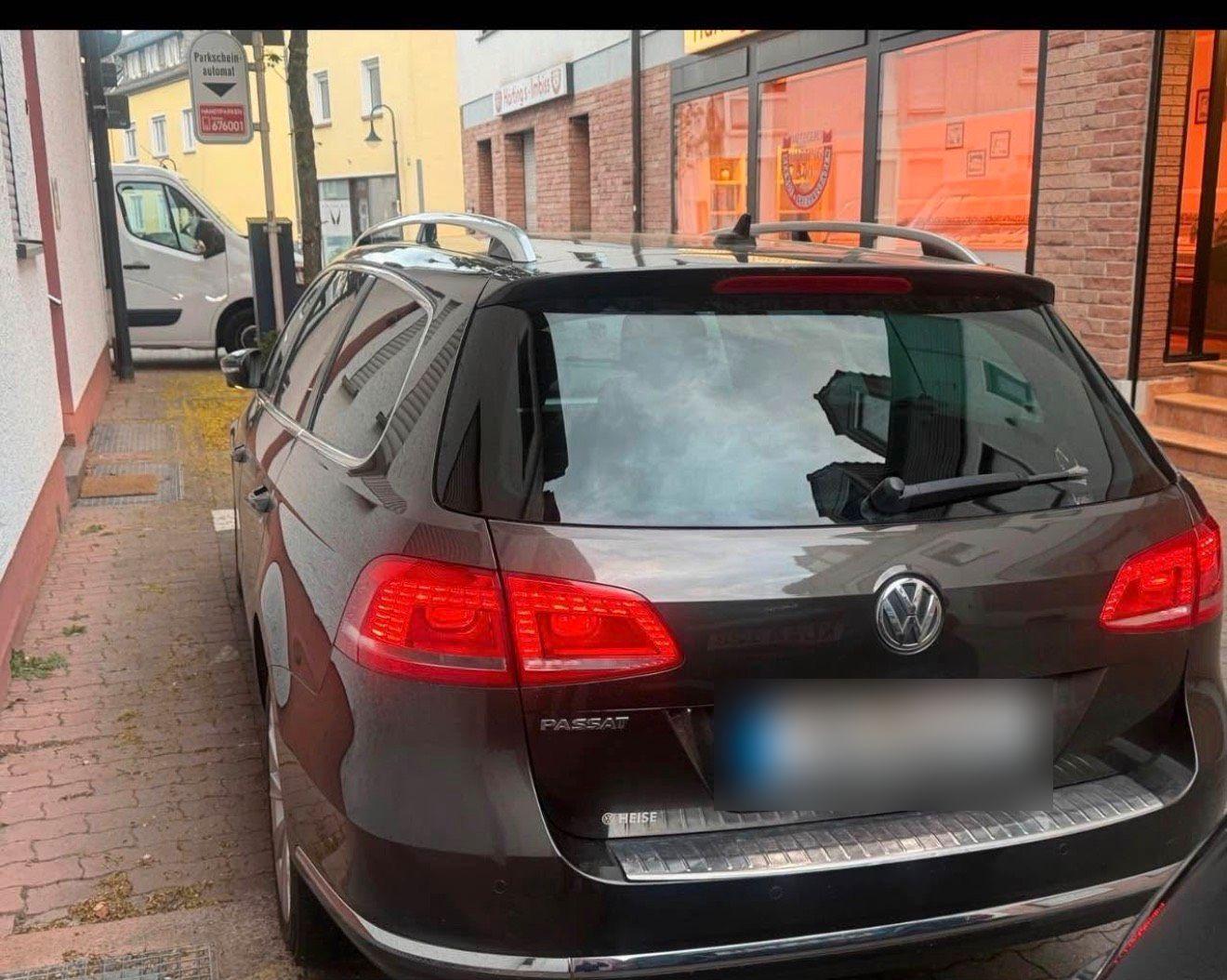 Volkswagen  2012 — photo 12