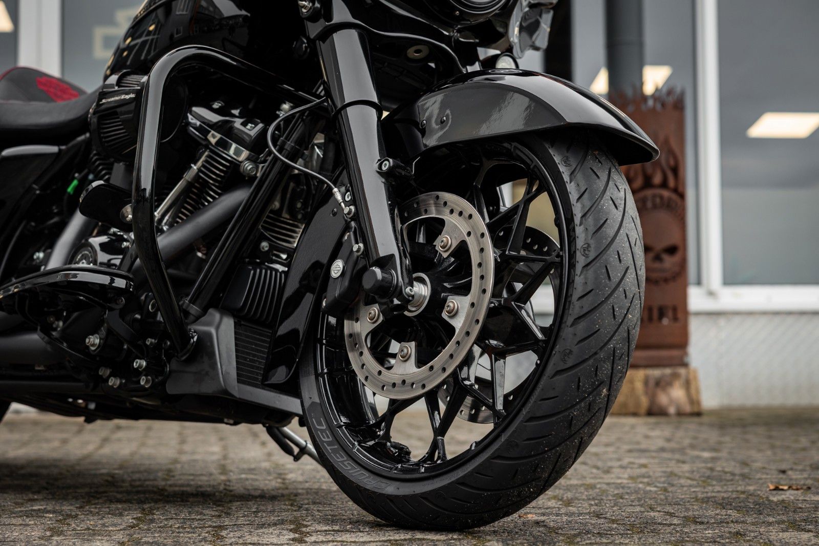 Fahrzeugabbildung Harley-Davidson FLHXS Street Glide 114 cui - Jekill & Hyde -