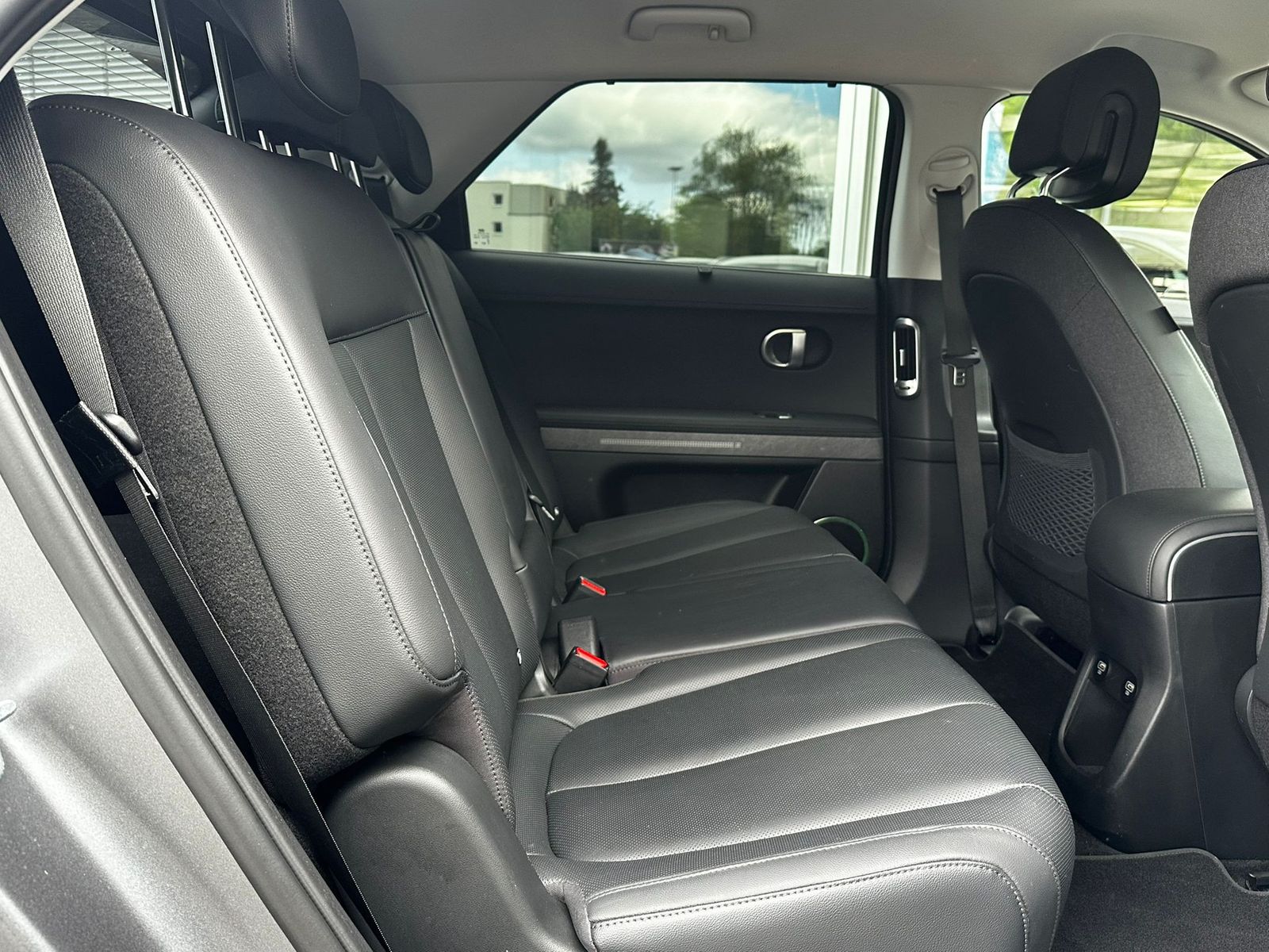 Fahrzeugabbildung Hyundai Ioniq 5 Uniq 4WD WERKSGA+MEMO+HEAD+BOSE+ACC+360°