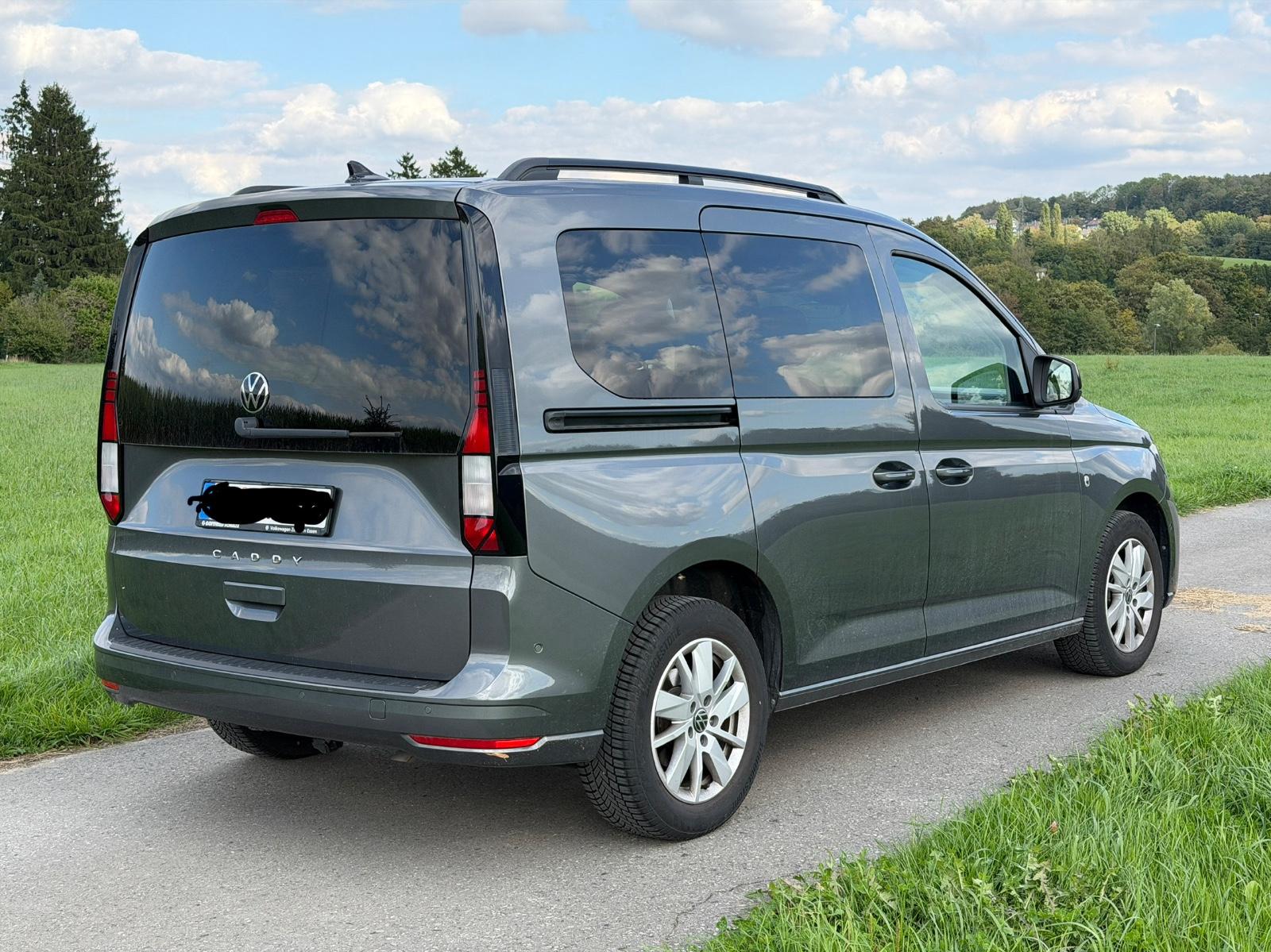 Volkswagen Caddy 1.5 TSI 85kW DSG Life Life